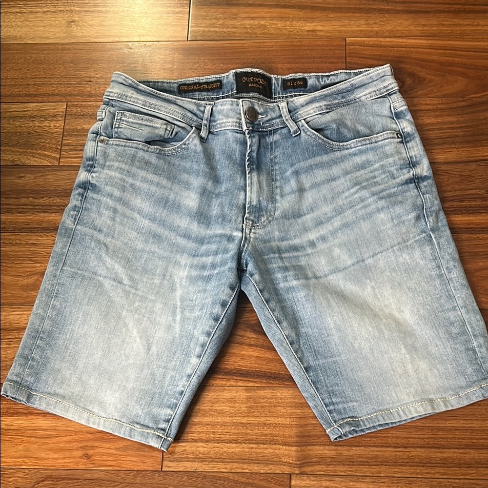 Outpost makers original straight Blue‎ Jean Shorts with Distressed Vintage Look